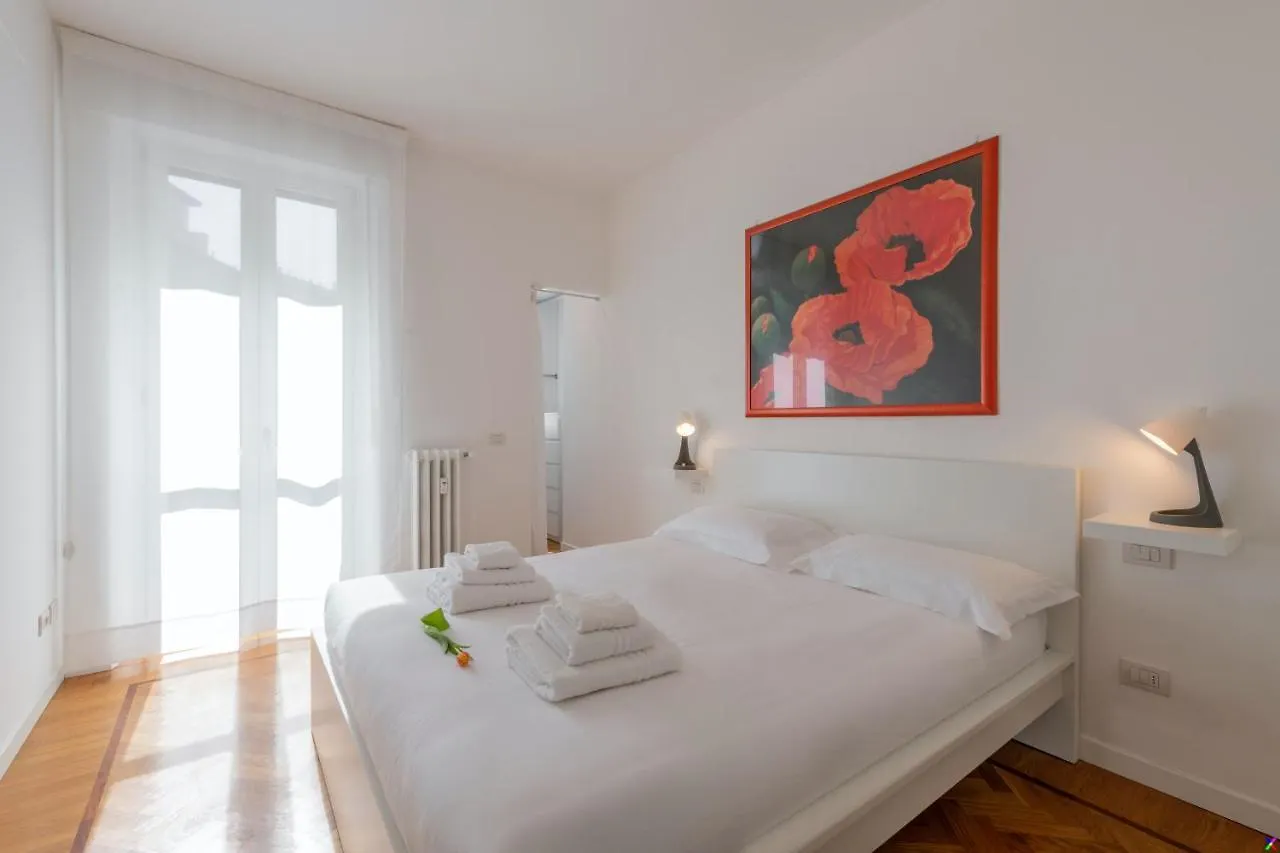 Bnbutler - Verona 12, Porta Romana District Milan Apartment